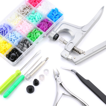 Máquina de botón Snap de plástico de color personalizado para herramientas de costura de prendas familiares de bricolaje