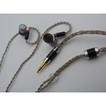 Musicians`in-Ear Monitors with Detachable Cables