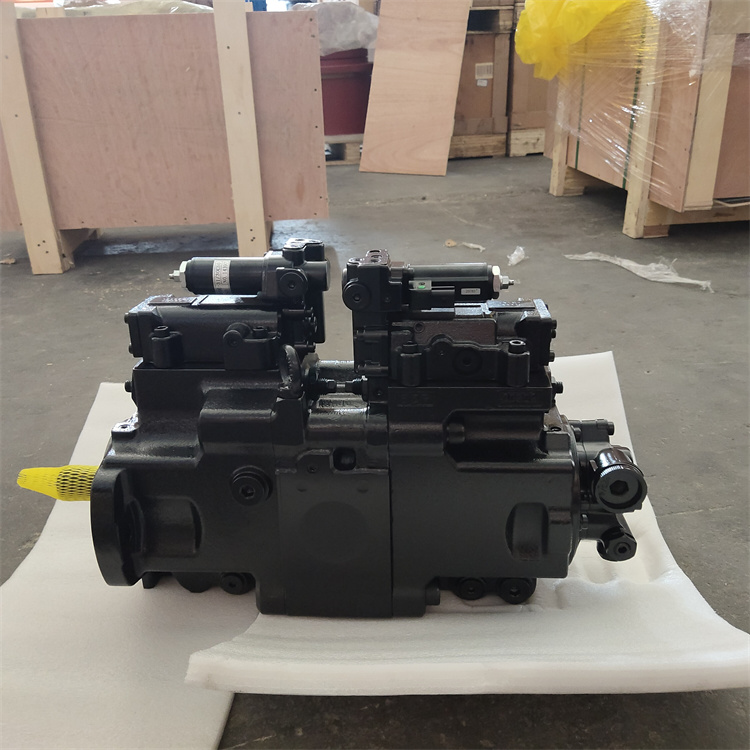 SY245 Hydraulic Pump 