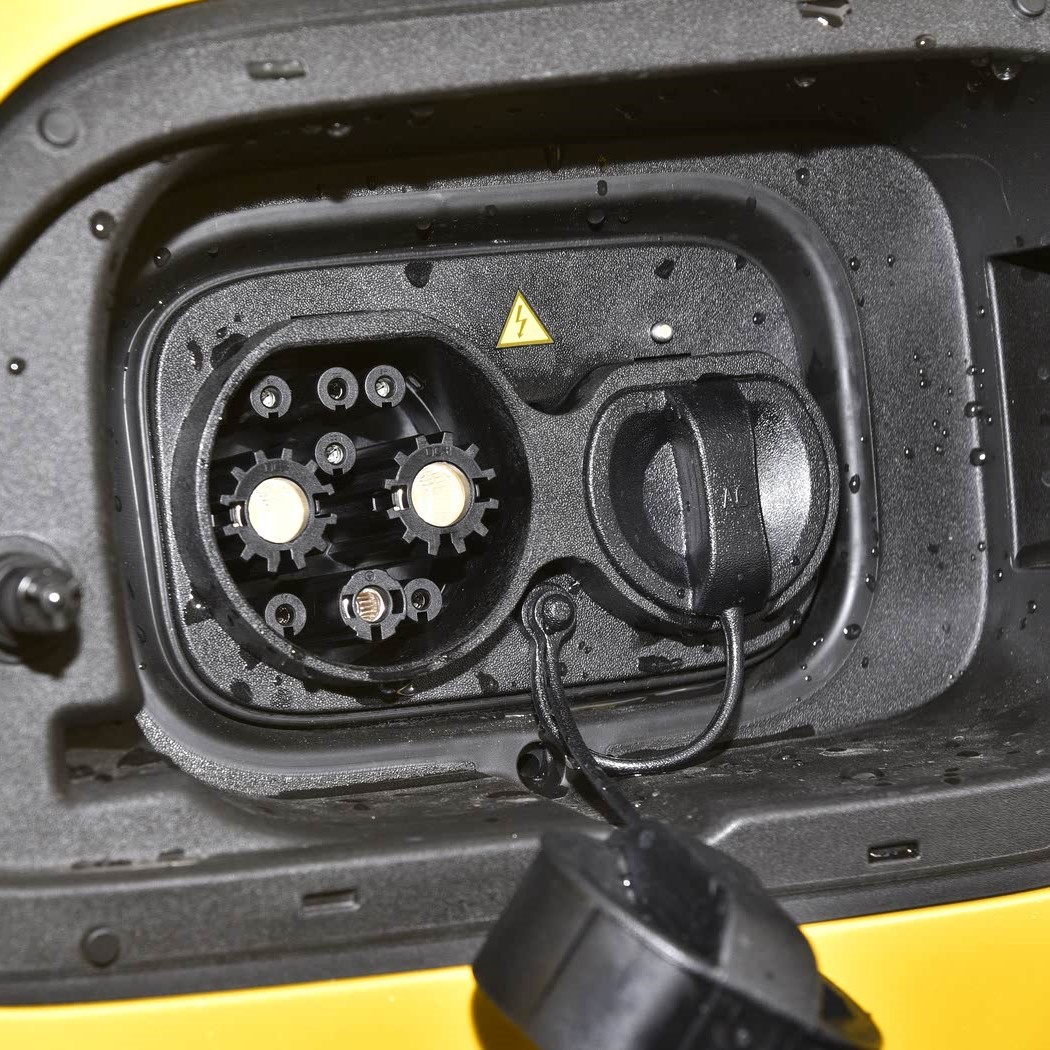 hardcore electric off-road vehicle
