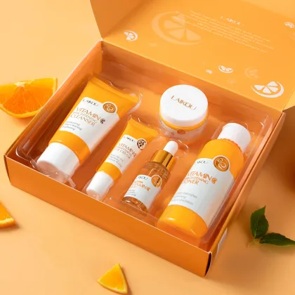 Bettermiss Wholesale Korean Organic Vitamin C Whitening Skin Care Set for Black Skin