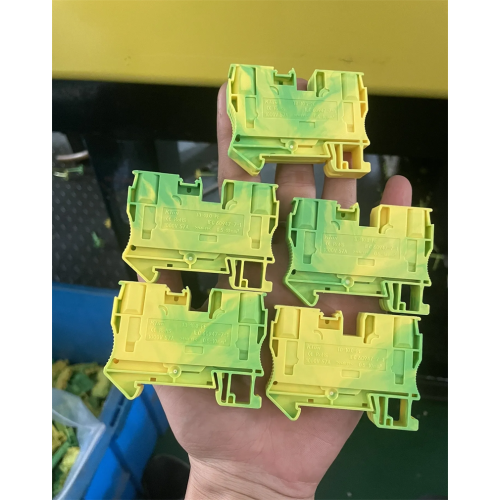 Injection Molding Plastic Parts Shell Base Components