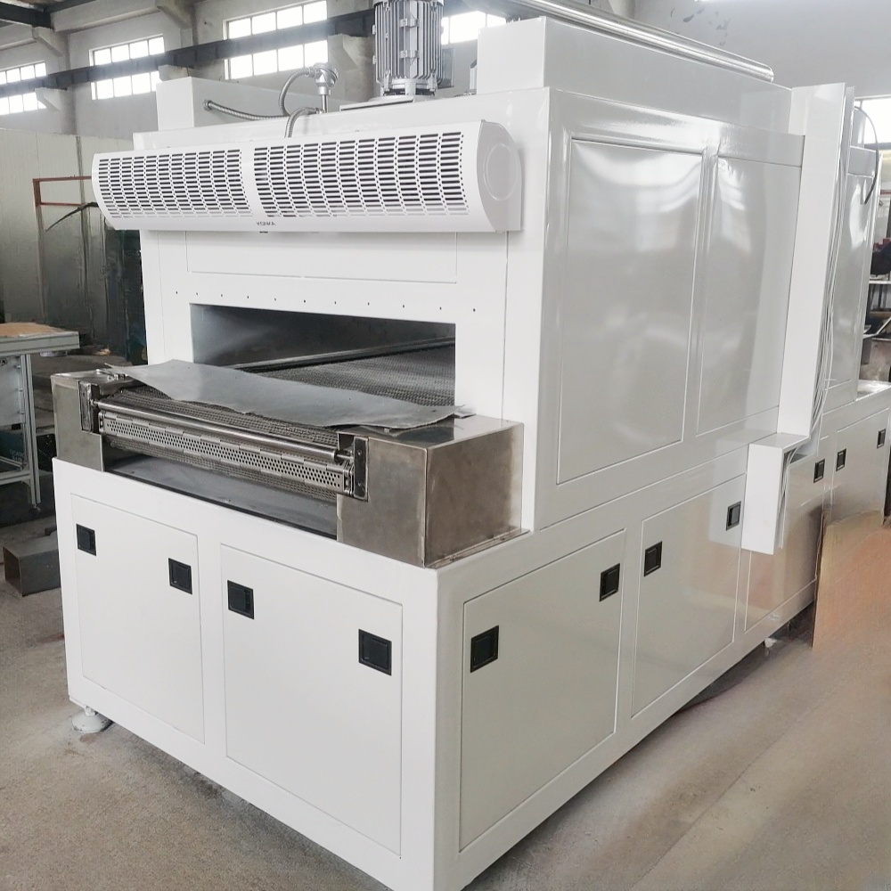 Tunnel electric heating oven