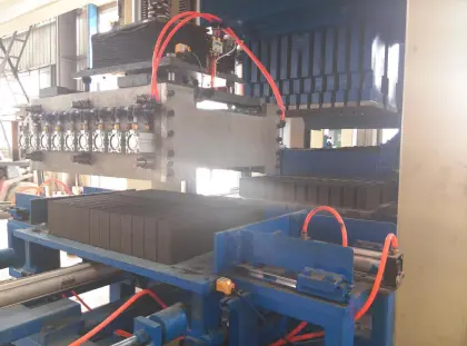 Hydraform Block Machine