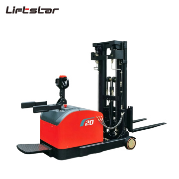 Elektrischer Reach Stacker mit Bedienerschutzdach