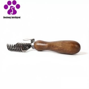 Efficient Knot-Opening Wooden Pet Grooming Comb