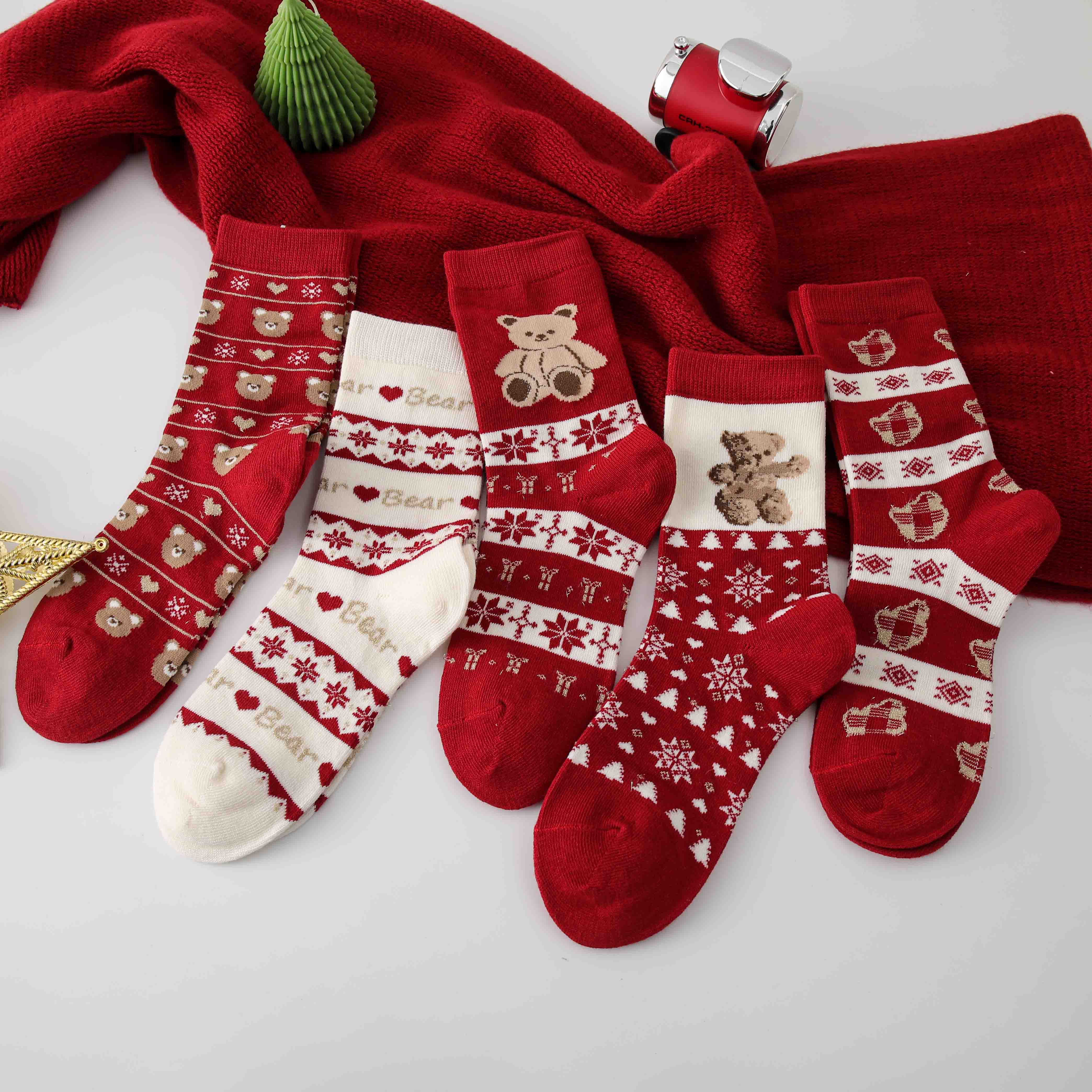 Маляўнічыя жаночыя калядныя панчохі для сямейных забаў