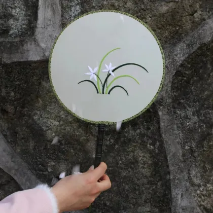 Chinese Style Circular Fan: A Traditional Handcrafted Beauty with Orchid and Grass Design