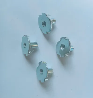 Half thread Four claws Symmetric claw Nuts