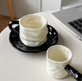 Unique Wrinkled Design Ceramic Coffee Mugs with Saucers