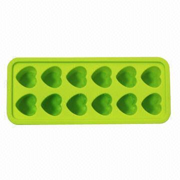 Silicone Cake Molds, 12 Cups