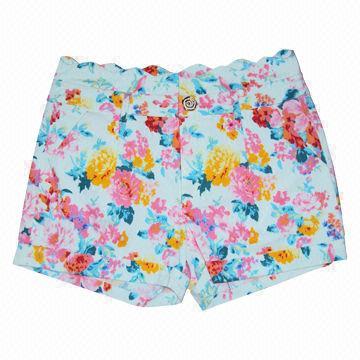 Women's woven flower-printed shorts