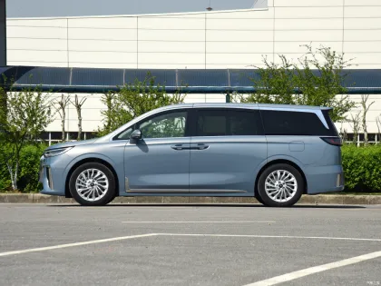 Voyah Dreamer EV: 7-Seater MPV Electric Car for New Energy Vehicles