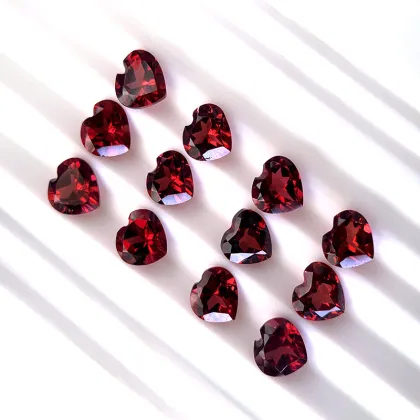Natural Moissanite Garnet Heart-Shaped Ring Garnet
