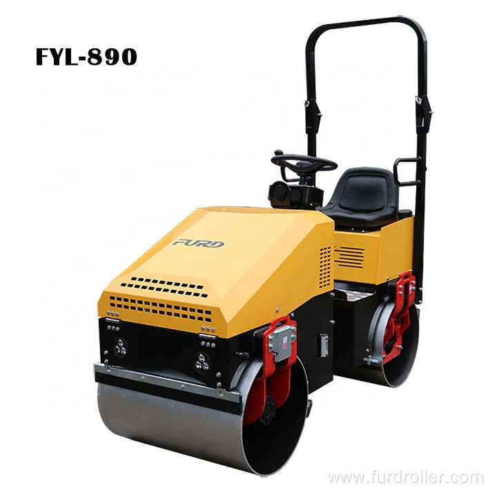 Japan Engine 1 Ton Small Road Roller For Bitumen Compaction