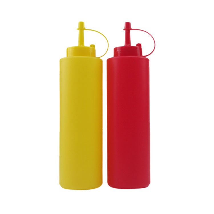 Condiment squeeze bottle