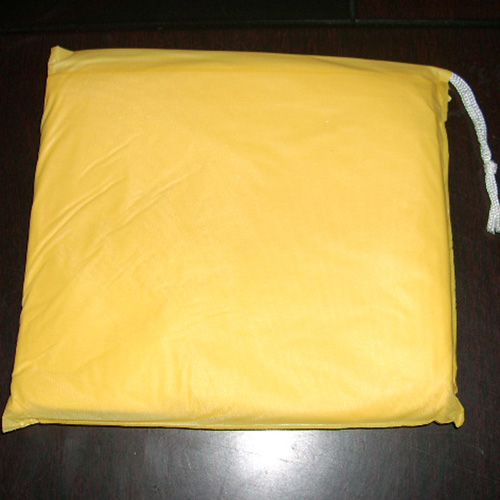 pvc rain poncho with pvc material bag 