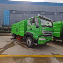 HOWO Road Sweeper Truck Cleaning Truck