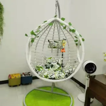 2023 Hot Sale Retro Rattan Woven Outdoor Swing