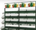 Rayonnages multi-standards à fruits et légumes dans le supermarché