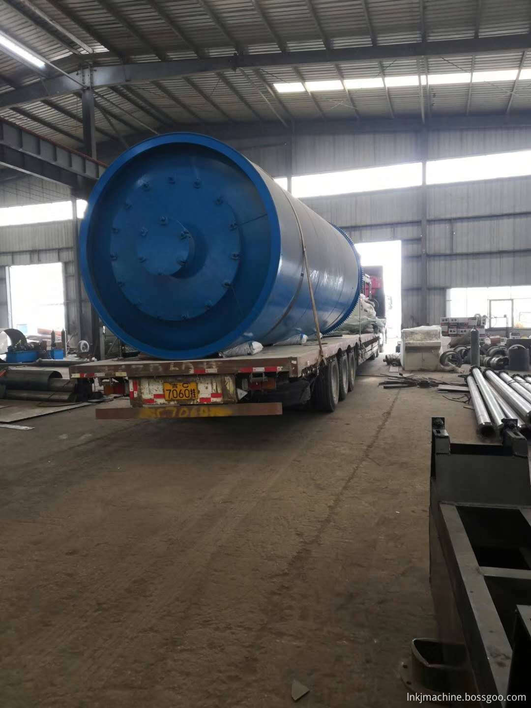 pyrolysis machines  (2)