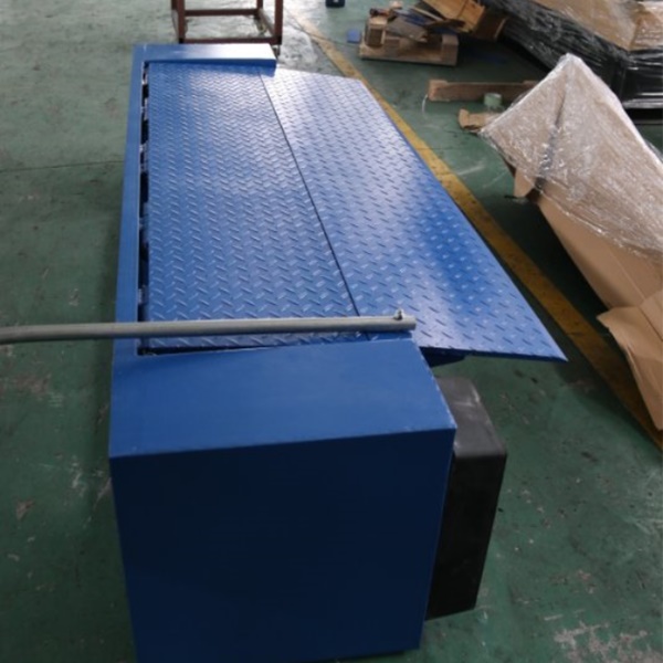 Structure Manual Edge Dock Leveler 1