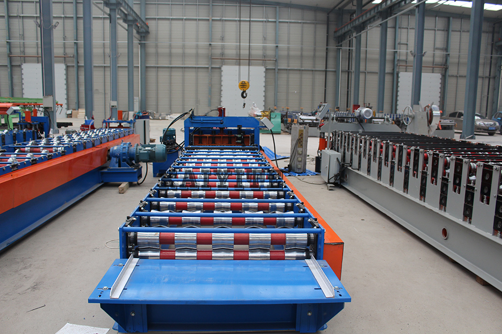 trapezoidal roll forming machine