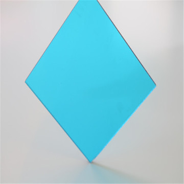 Feuille acrylique carrée transparente à haute transparence