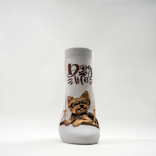 Жаночыя шкарпэткі з прамымі дошкамі