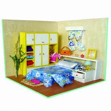 HOT selling beautiful DIY basswood house, doll with light and simulation furniture for child