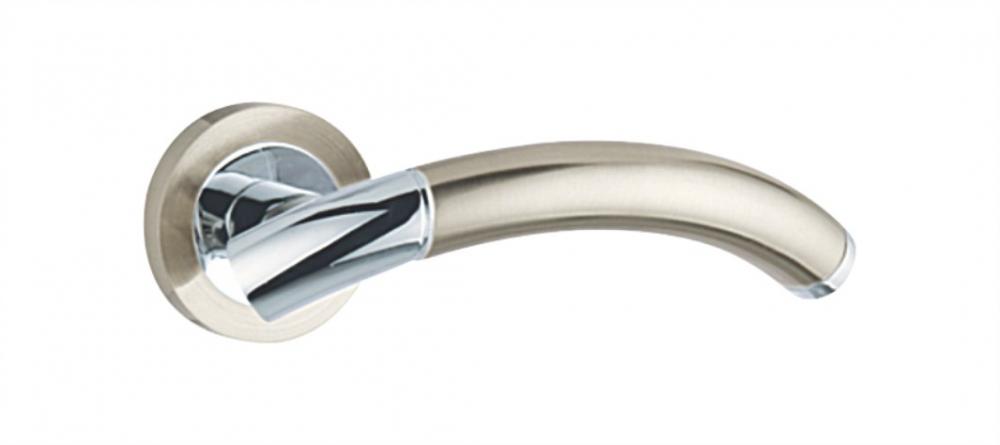 Polished Chrome Round Rose Door Handles