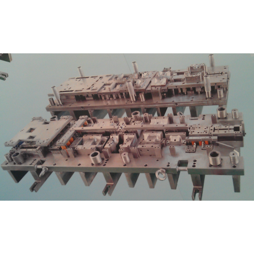 Customized Automobile hinge mould