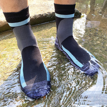 Top Selling Waterproof Socks for Hiking: Best Picks for Muslims and Beyond