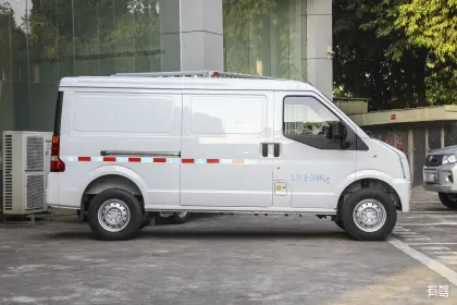 Customizable Economical Electric CV Mini Van EC35 - DFSK RuiChi New Energy Vehicle