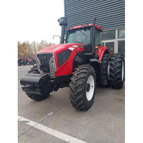 YTO LX2204 tracteur 220HP 4WD