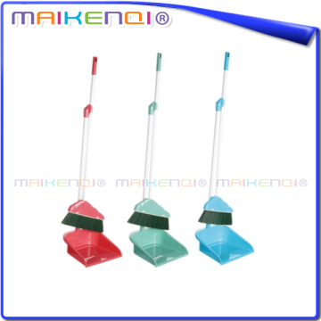 Best selling in china plastic broom