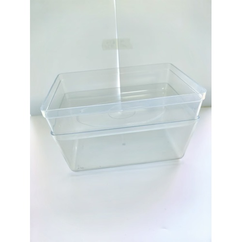 Durable injection box for corn seed germination tray