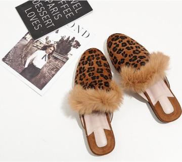 New autumn and winter casual and flat semi-slipper round head Comfort fur side Korean style slipper faux fur slippers for women