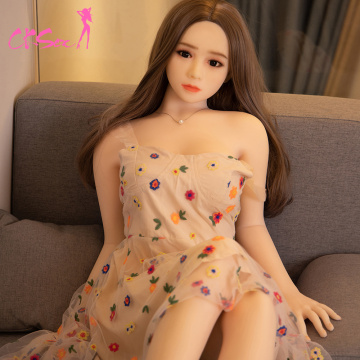 junge sexy asiatische süße Liebes-Sex-Puppe