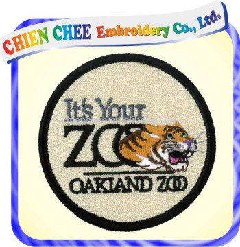 2015 wholesale Embroidered Patches From ChienChee Zoo Patches