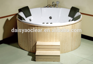 Three persons outdoor bathtub, wood skirt hot tub, massage bathtubs.