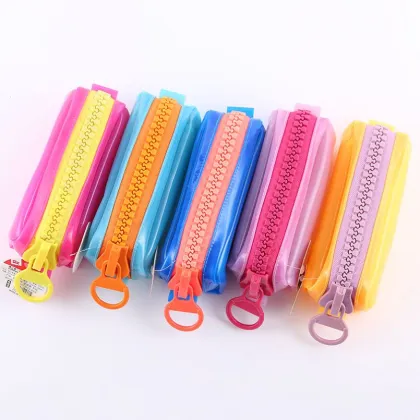 Swarovski Crystal Stuck On Backpack Plastic Zipper