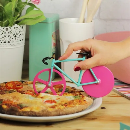 latest products stainless steel dual cutting bicycle pizza cutter for kitchen tool
