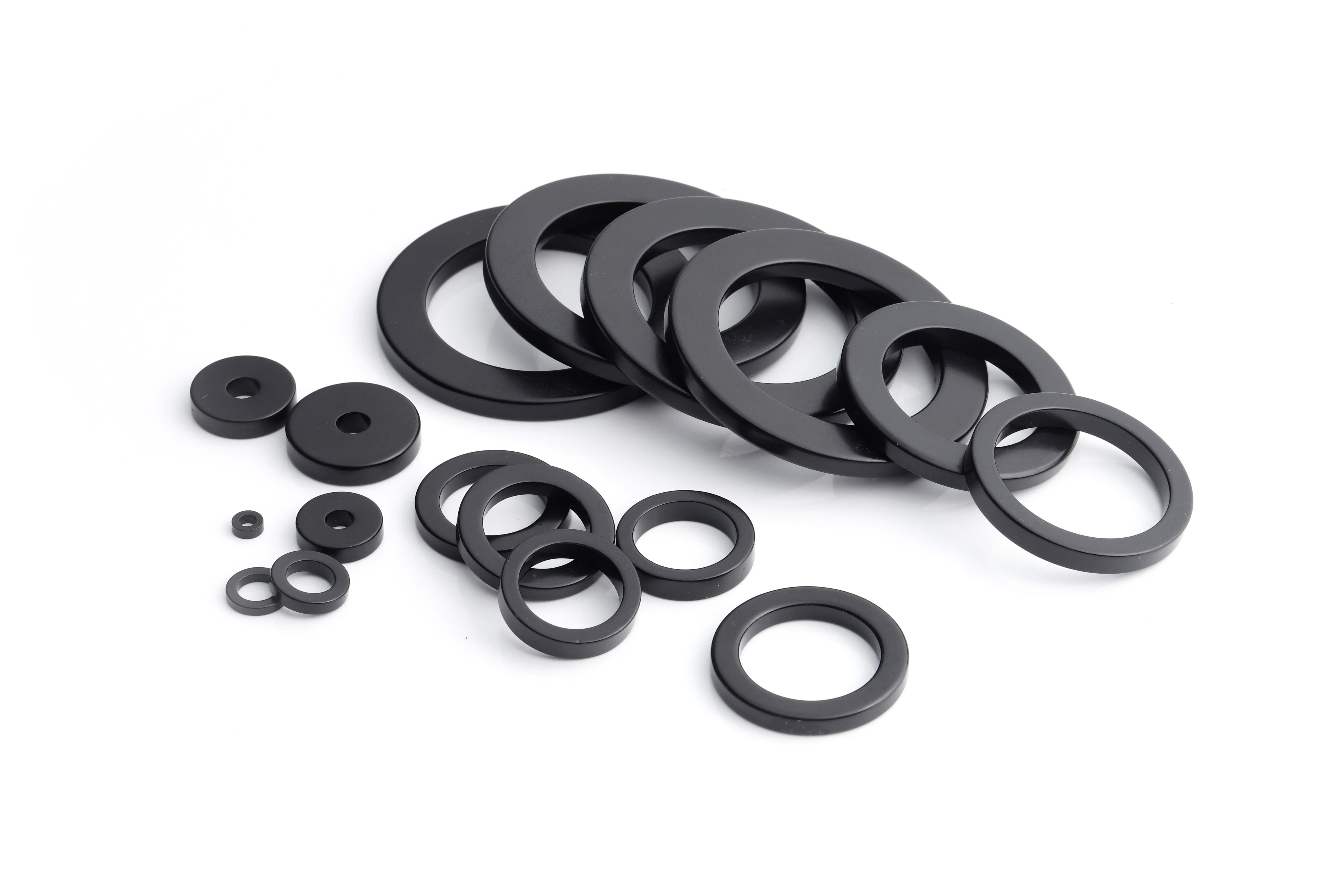 52 ring shape neodymium magnet black epoxy