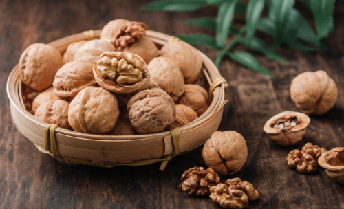 Nut food walnut 185