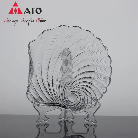 Versatile Glass Plates for Serving Snacks at Home