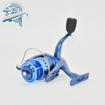 3000 Size Baitcasting Reel for Freshwater and Saltwater - Right/Left Hand