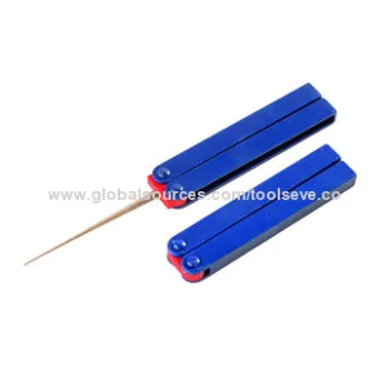 Foldable serrated knife sharpener