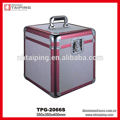 Aluminum durable storage box with large space for equipment