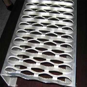 Crocodile Mouth Perforated Stair Anti Skid Plate